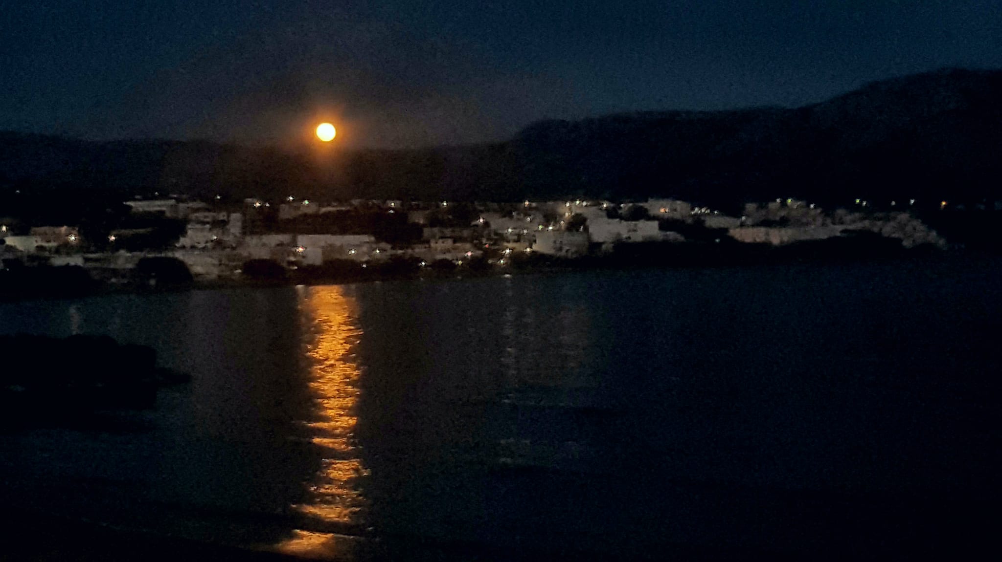 Πανσέληνος μετεωκρήτες