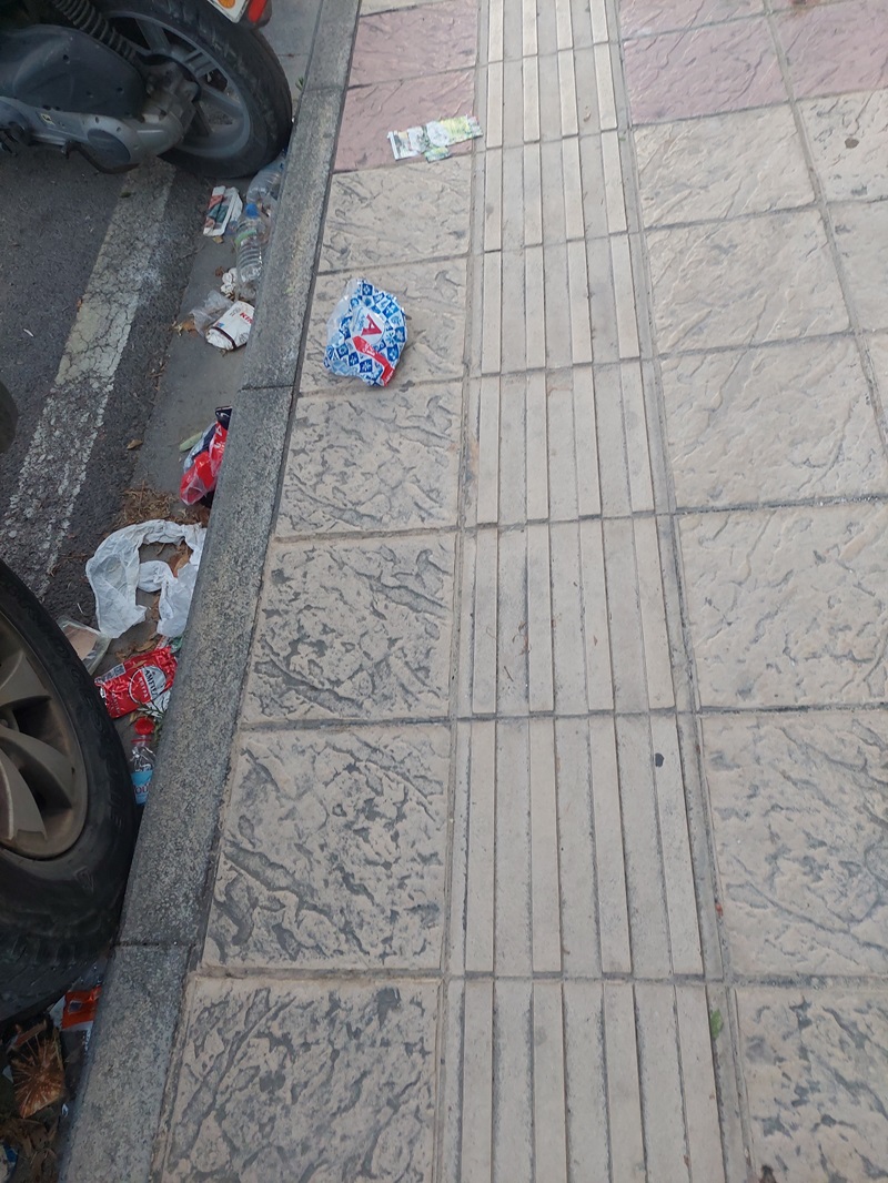 Στο ίδιο έργο θεατές στην οδό Παρασκευοπουλου