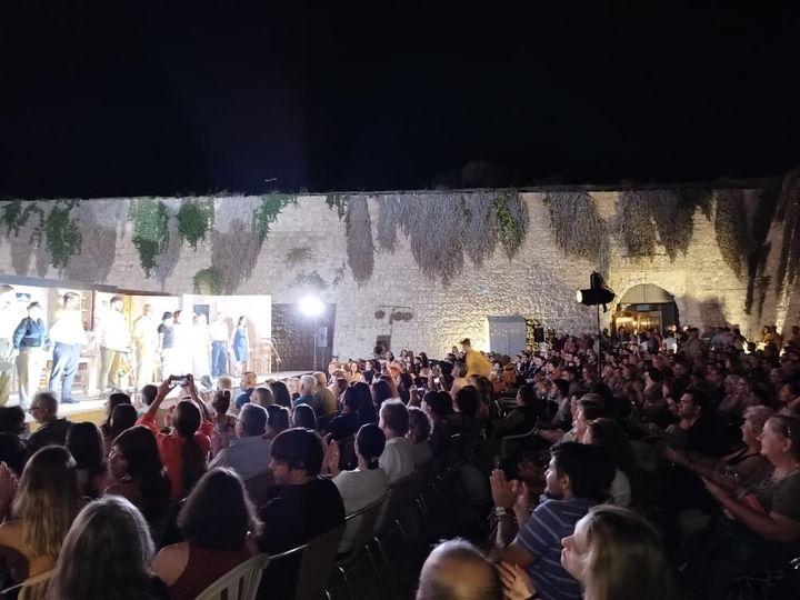 Θεατρική Παράσταση «Του Έρωτα τα γίβεντα»