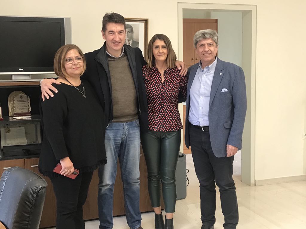 Πρέσβης Σερβίας