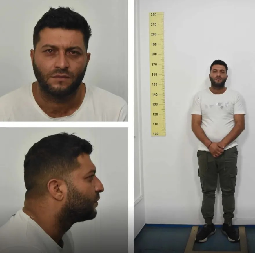 ΣΑΪΝΗ Χρήστο του Ιωάννη και της Χρυσοβαλάντως, γεννηθέντα την 11-2-1990 στην Αθήνα,