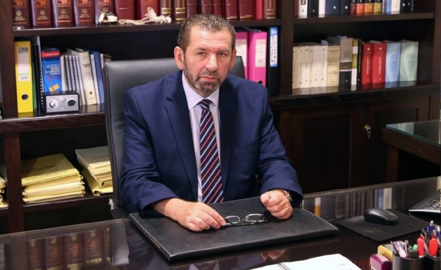 Γιώργος Στειακάκης δικηγόρος