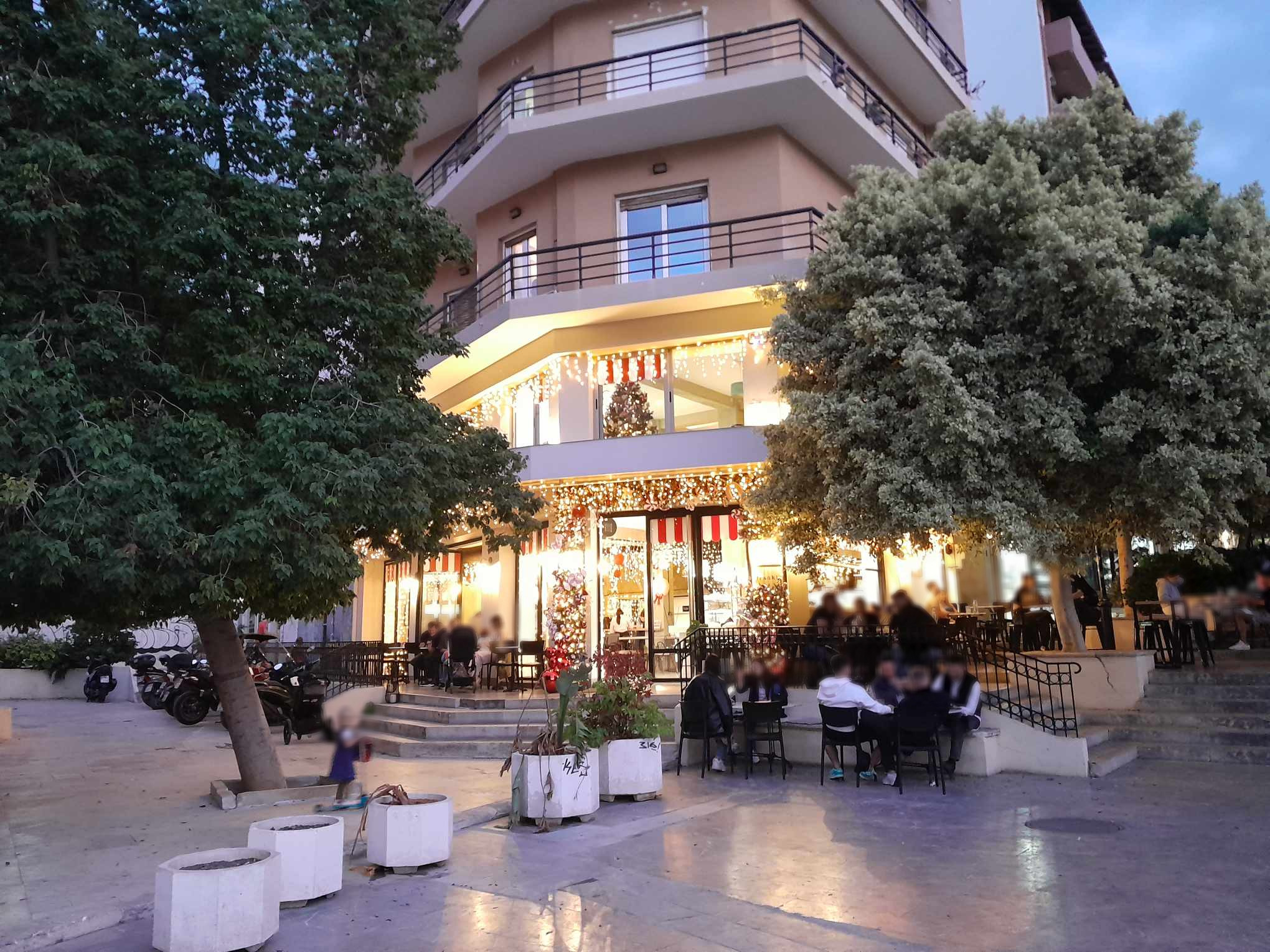 στολισμός Χριστουγεννα