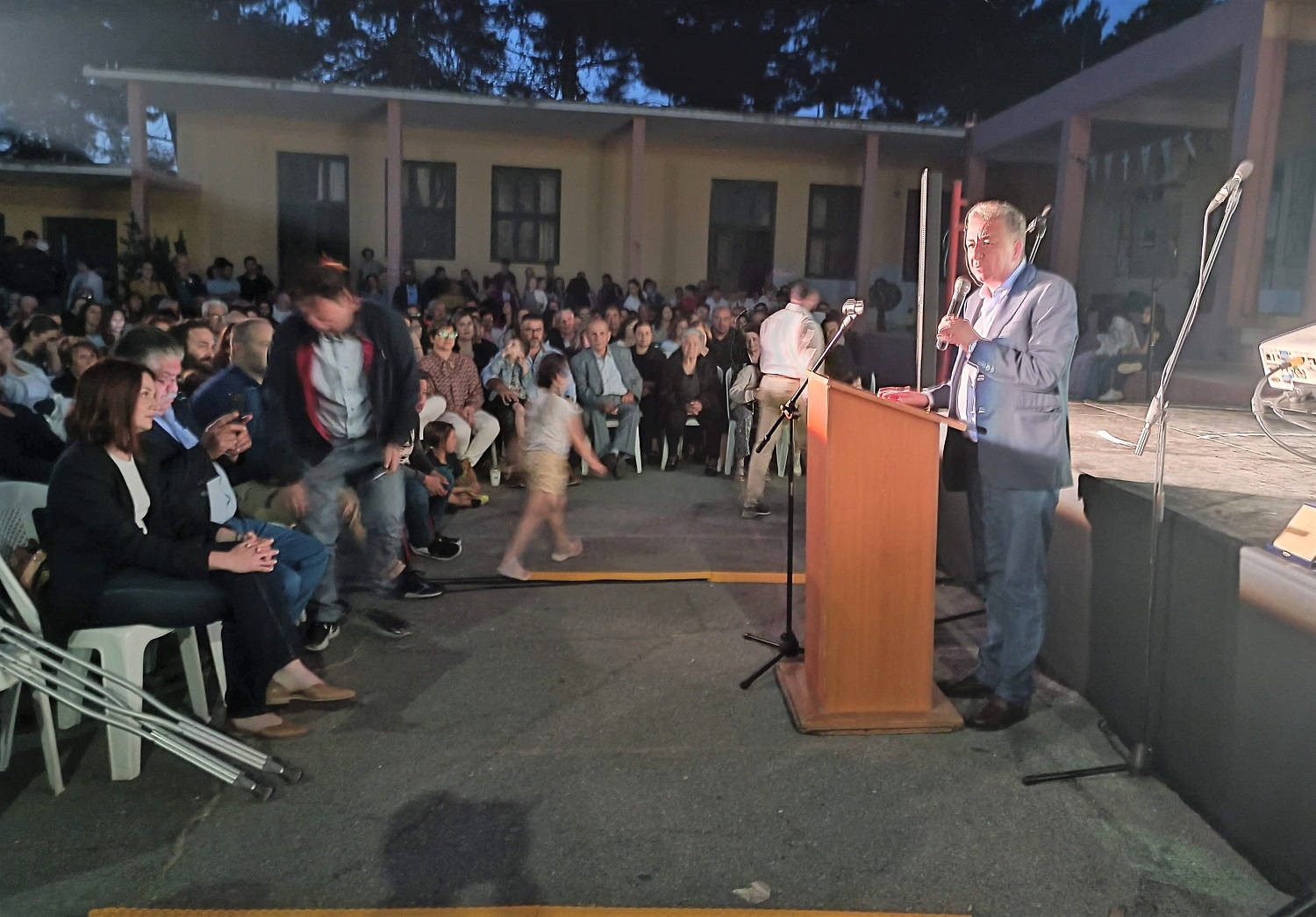 σχολικη γιορτη κουνάβοι