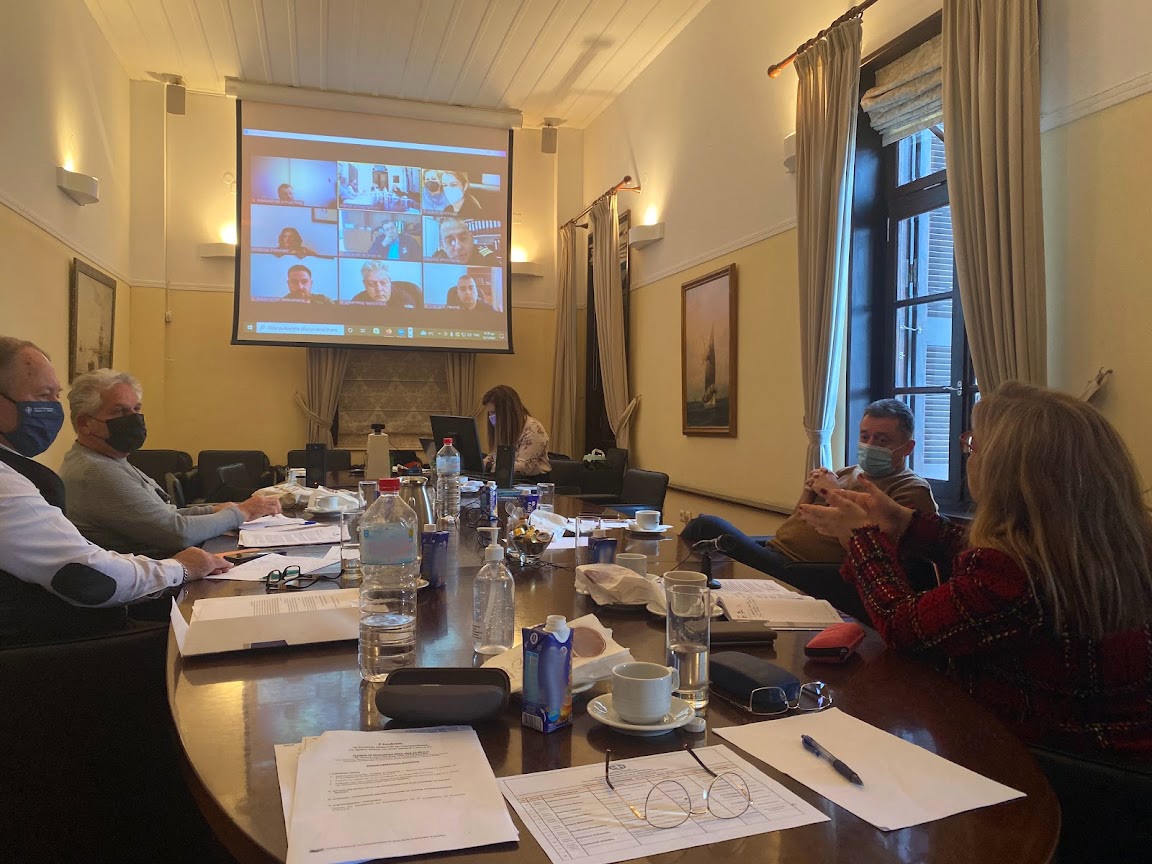 Συνεδρίαση για Χρυσή