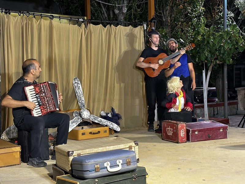 Τέχνη καθ' οδόν