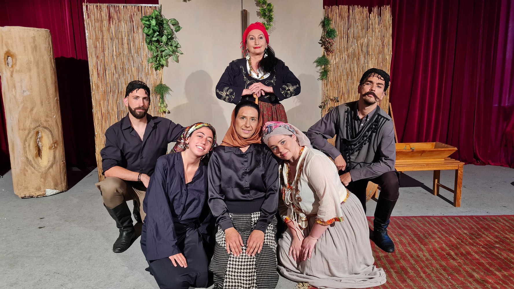 Θεατρική Σκηνή