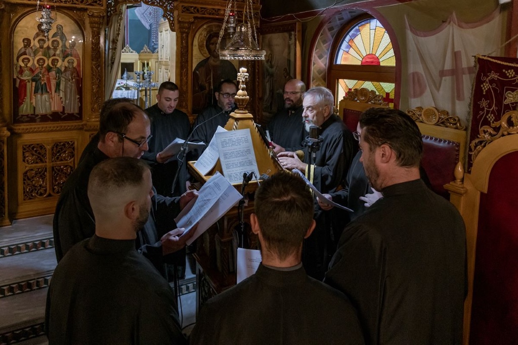 κληρικοί διάκριση