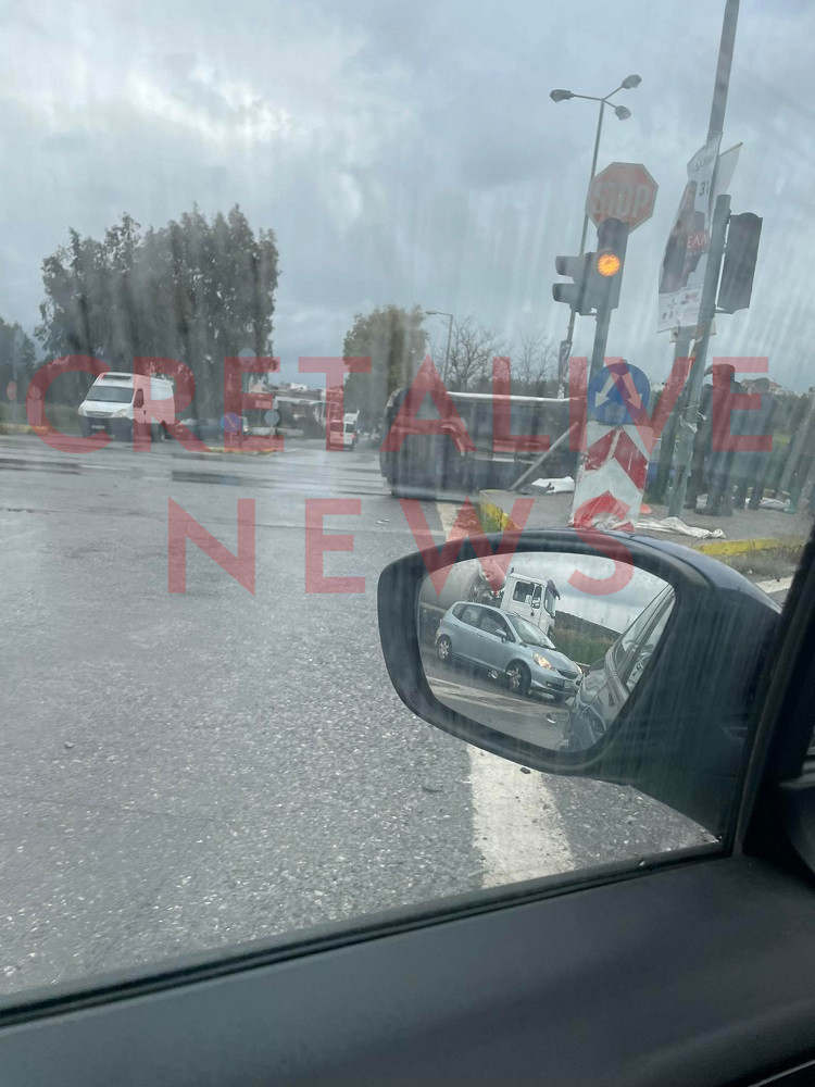 Τροχαίο Σκαλάνι ανατροπή