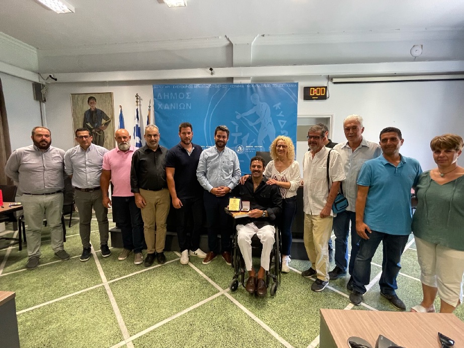 Τσαπατάκης, βράβευση, δήμος Χανίων