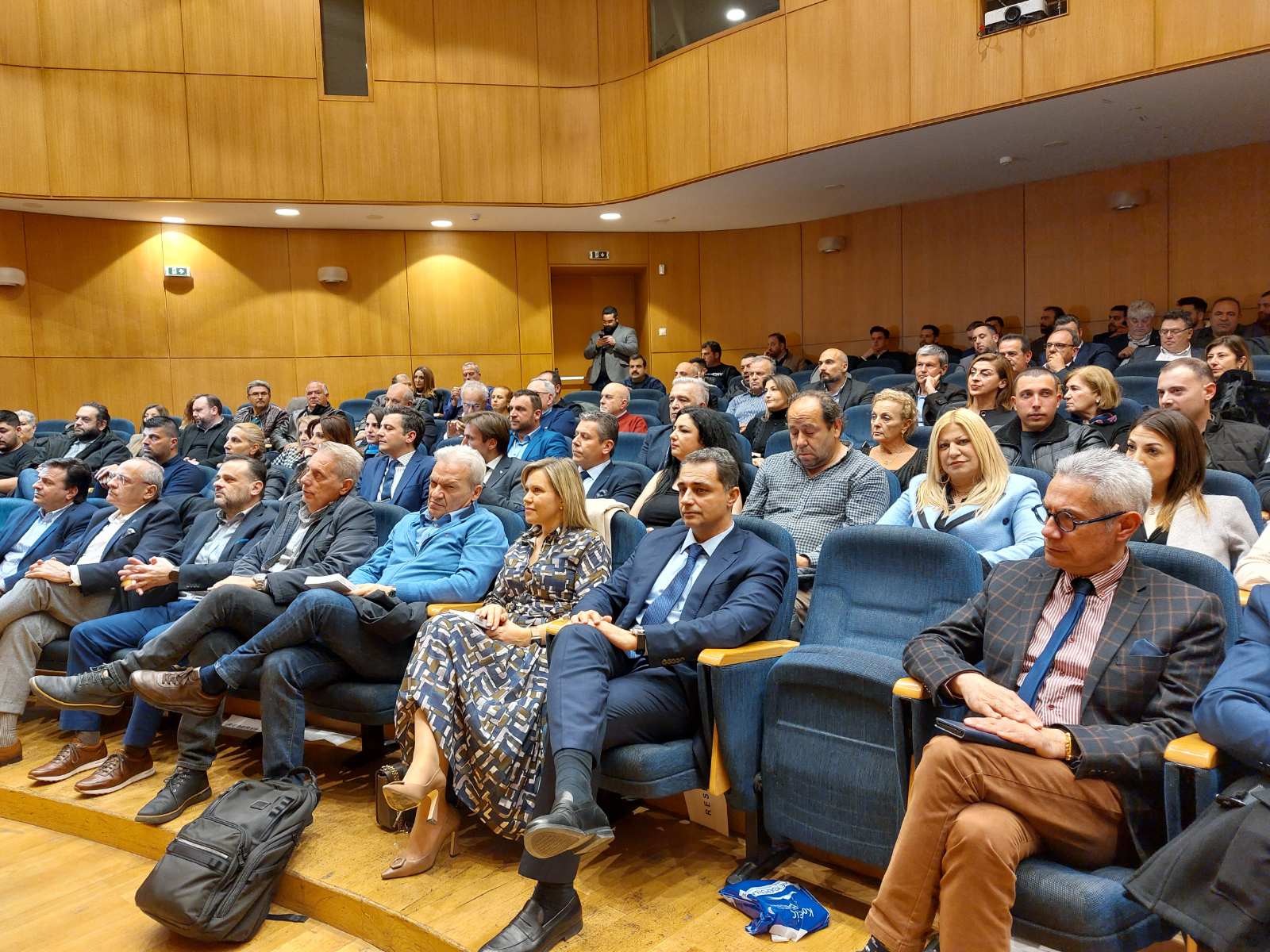 Παρουσίαση βιβλίου Δημήτρη Τσιόδρα