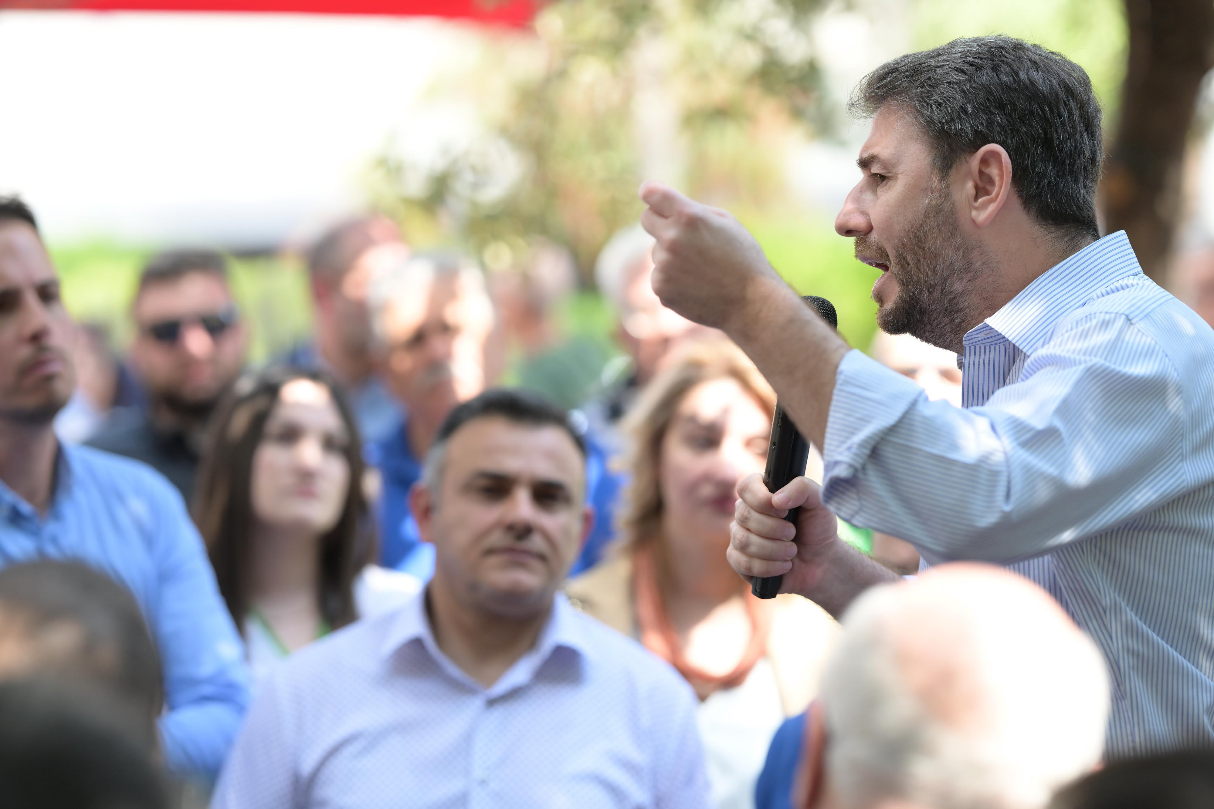 Ανδρουλάκης Μέγαρα