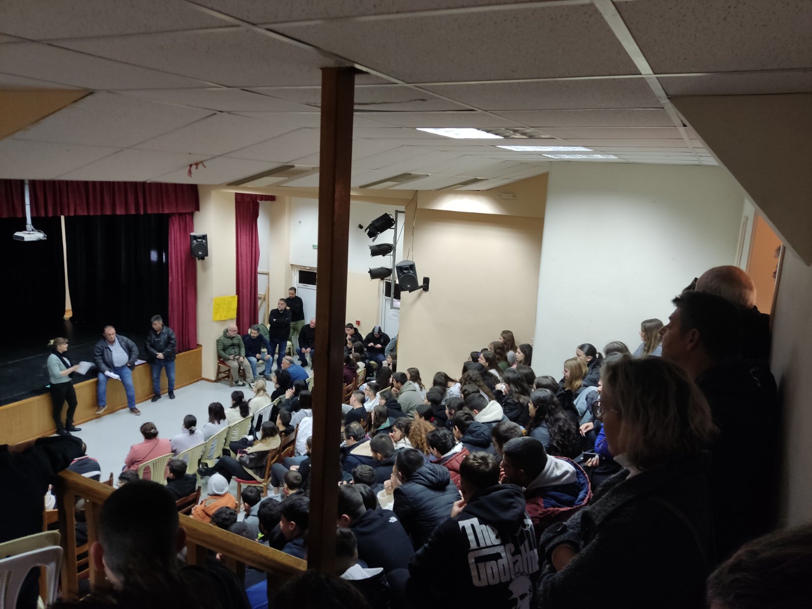 Η ΚΟΒ Κισσάμου του ΚΚΕ και του Τ.Σ Χανίων της ΚΝΕ για το οξυμένο πρόβλημα της σχολικής στέγης στην Κίσσαμο