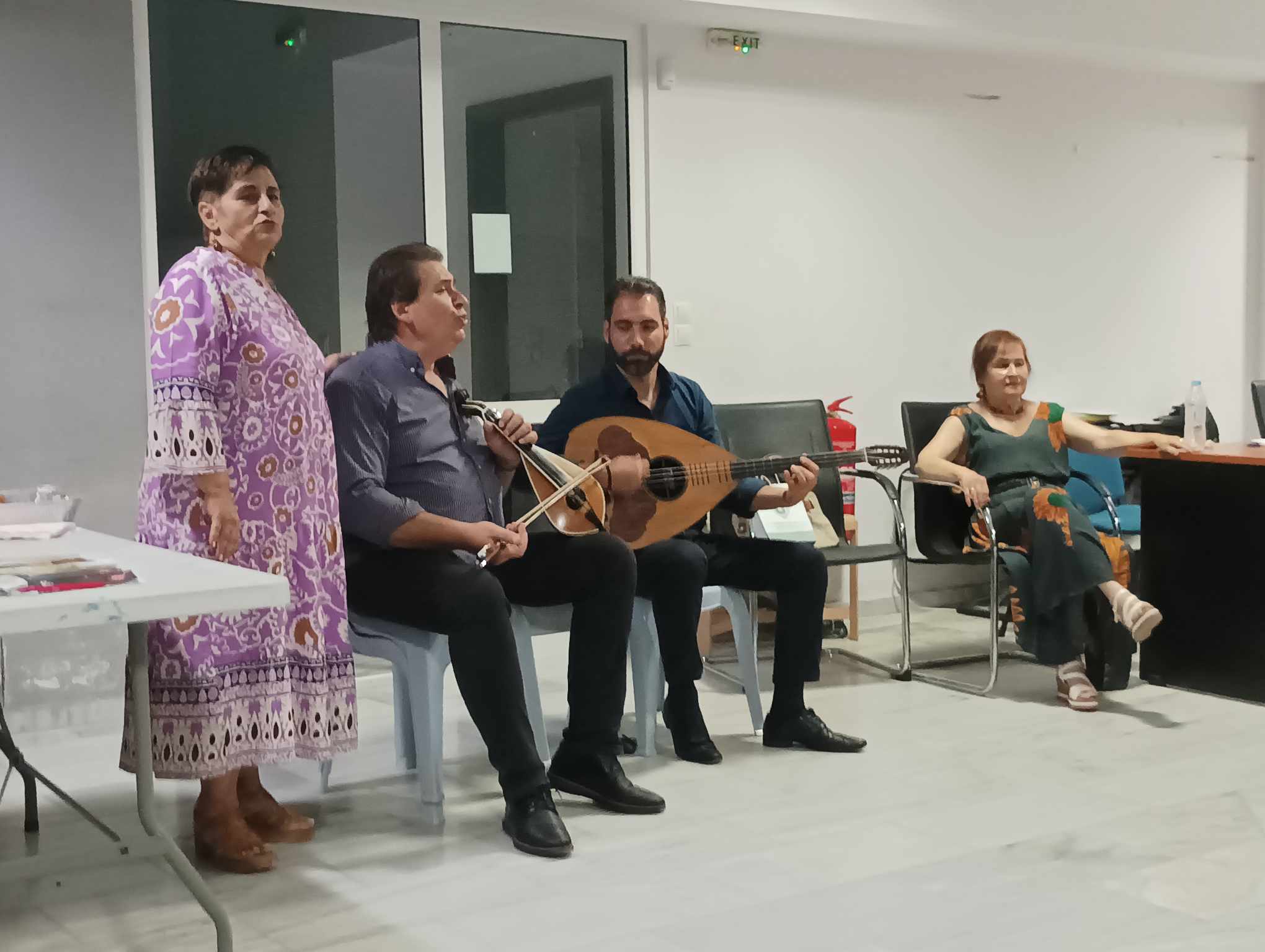 Όμορφος διάλογος και εκλεκτοί παρευρισκόμενοι στην παρουσίαση της «Μάγισσας του έρωτα»