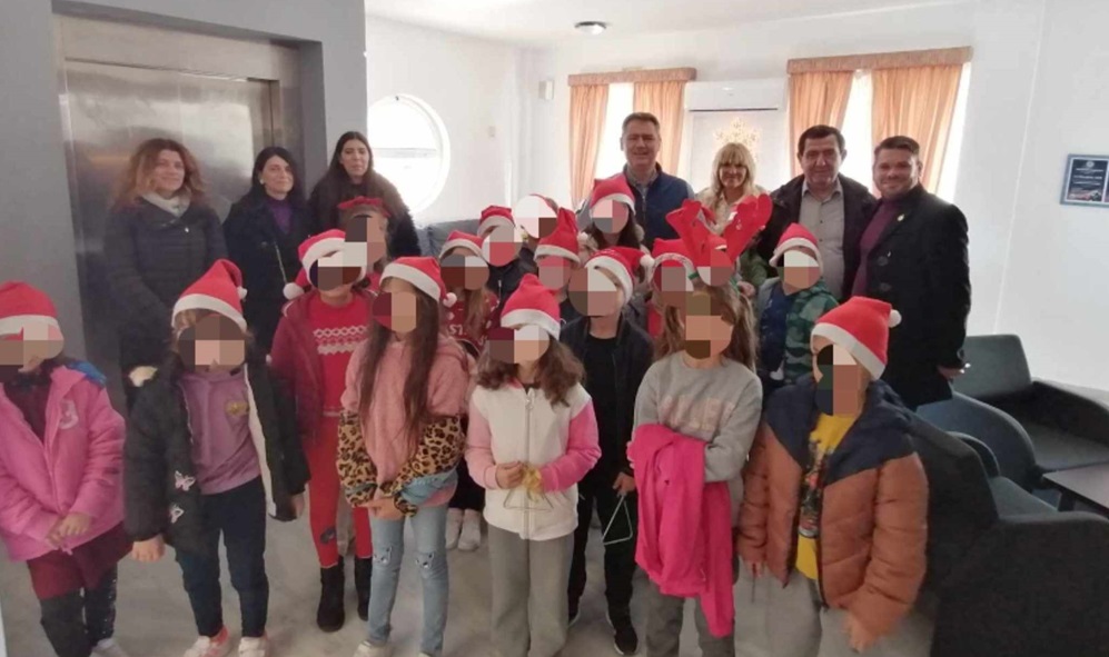 Χερσόνησος μαθητές κάλαντα