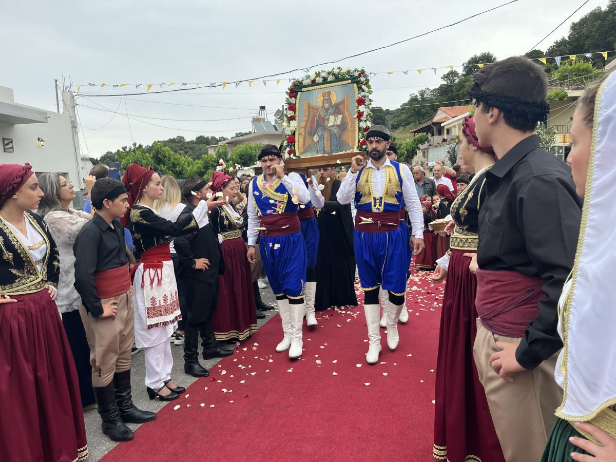  Υποδοχή λειψάνου και εικόνας του Αγίου Επιφανίου στα Μυριοκέφαλα 