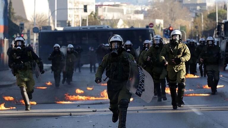 Θεσσαλονίκη: 27 συλλήψεις για τα επεισόδια στην πορεία αντιεξουσιαστών