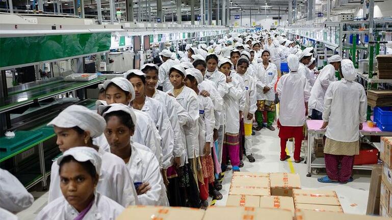 Το εργοστάσιο iPhone της Foxconn στην Ινδία άρχισε πάλι να λειτουργεί 