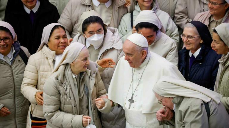Βατικανό: Ο πάπας προσεύχεται για την Ουκρανία