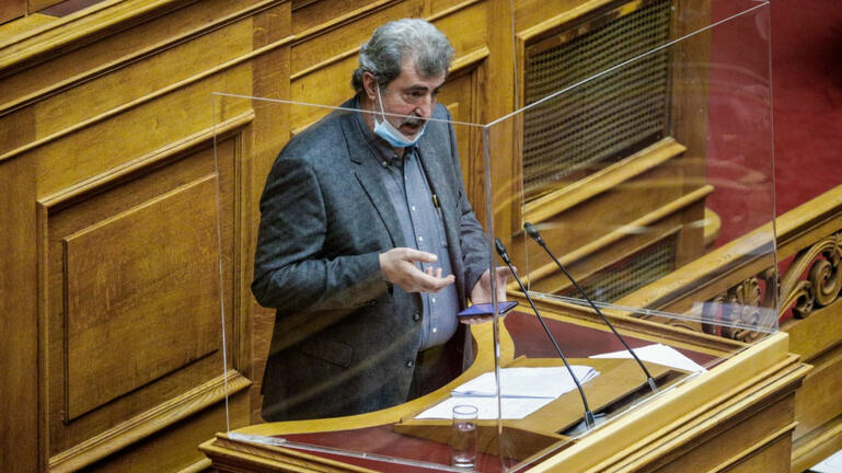 Πολάκης: Τραβάει το σκοινί ο βουλευτής του ΣΥΡΙΖΑ – Μιλά για Χούντα και «απειλεί»