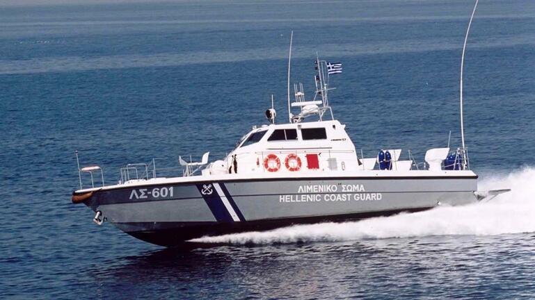 Λέσβος: 4 σκάφη με 155 μετανάστες στα ανοιχτά του νησιού