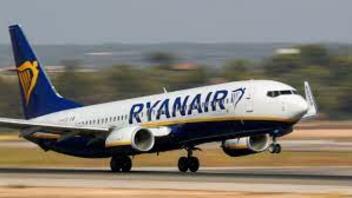 Τα τέλη αεροδρομίου διώχνουν τη Ryanair