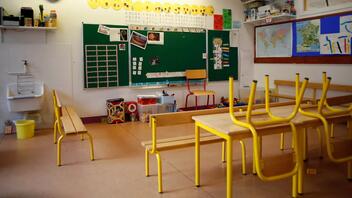 Γαλλία: Χαλαρώνει το πρωτόκολλο για τα τεστ στους μαθητές, παρά την έξαρση κρουσμάτων 
