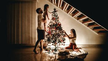 Πότε πρέπει να ξεστολίσουμε το χριστουγεννιάτικο δέντρο;