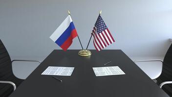 Οι ΗΠΑ δηλώνουν έτοιμες να συζητήσουν με τη Ρωσία για το θέμα της Ουκρανίας
