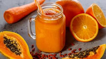 Smoothie πορτοκαλιού με υπερτροφές