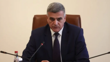 Βουλγαρία: Αποπομπή του υπουργού Άμυνας λόγω φιλορωσικών αναρτήσεων