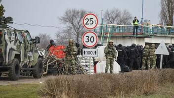Ουκρανία: Οι φιλορώσοι αυτονομιστές αντάρτες κατηγορούν τον στρατό για επιθέσεις εναντίον τους