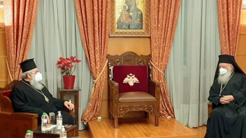 Με τον Αρχιεπίσκοπο Ιερώνυμο συναντήθηκε ο νέος Αρχιεπίσκοπος Κρήτης 