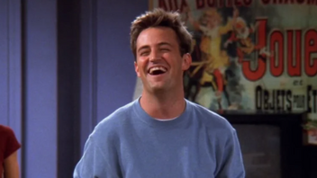 Κόρτνεϊ Κοξ: «Ο Μάθιου Πέρι πίεζε πολύ τον εαυτό του στο Friends, για να είναι αστείος»