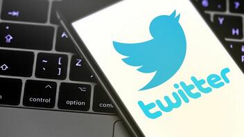Το Twitter κάνει λόγο για περιορισμούς στον ιστότοπό του στη Ρωσία
