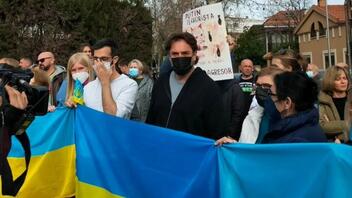 Σε διαδήλωση διαμαρτυρίας κατά της ρωσικής εισβολής στην Ουκρανία ο Χαβιέρ Μπαρδέμ