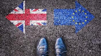 Brexit : Εμφανείς πλέον οι αρνητικές συνέπειες στο εμπόριο της Βρετανίας