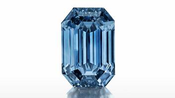 Στο “σφυρί” το μεγαλύτερο και πολυτιμότερο μπλε διαμάντι