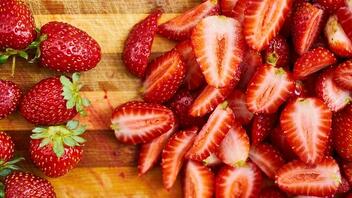 Πώς να αποθηκεύετε τις φράουλες για περισσότερη φρεσκάδα