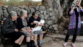 Πέθανε η Ευστρατία Μαυραπίδου - H μια από τις 3 «γιαγιάδες της Συκαμιάς»