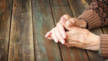 Στο Αυτόφωρο 89χρονη - Την μήνυσε ο 90χρονος σύζυγός της!