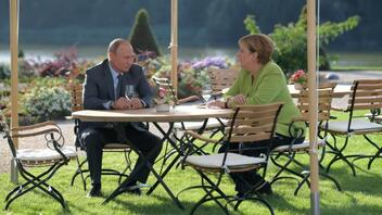 «Αγγελα γύρνα πίσω!»: Οι Γερμανοί θέλουν την Μέρκελ να τα βγάλει πέρα με τον Πούτιν