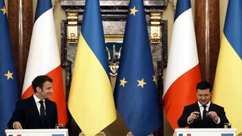 Ουκρανική κρίση: Έτοιμος για διάλογο δήλωσε ο Ζελένσκι στον Μακρόν