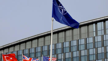 Το ΝΑΤΟ ενισχύει τα στρατεύματά του στην Ανατολική Ευρώπη μετά τη ρωσική εισβολή