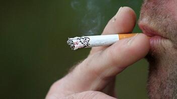 Πώς θα μειώσετε τις βλάβες που προκαλεί στην υγεία το τσιγάρο