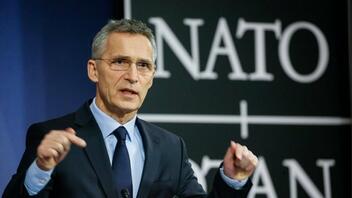 Στόλτενμπεργκ: «Η Ελλάδα πολύτιμος κόμβος σταθερότητας στη νοτιοανατολική πτέρυγα του ΝΑΤΟ»
