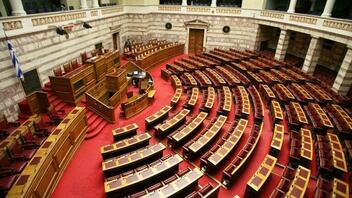 Στη Βουλή η συζήτηση του πορίσματος της εξεταστικής για τις δημοσκοπήσεις και τα κονδύλια της πανδημίας