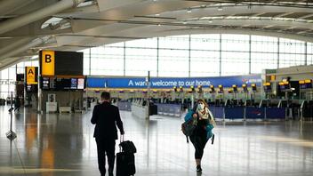 Το αεροδρόμιο του Χίθροου κατέγραψε πέρυσι τον χαμηλότερο αριθμό επιβατών από το 1972
