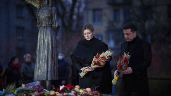 Η σύζυγος του προέδρου Ζελένσκι λύνει τη σιωπή της: «Πόλεμος στην Ευρώπη ο πόλεμος στην Ουκρανία»