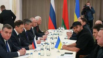 Πόλεμος στην Ουκρανία: Απόψε ο δεύτερος γύρος των διαπραγματεύσεων 